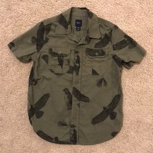 Gap kids safari short sleeve button down